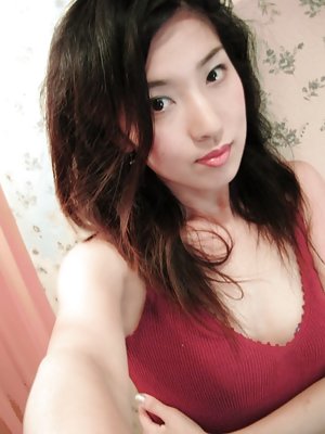 pics of girls fingering in public naked chinese girl selfpic