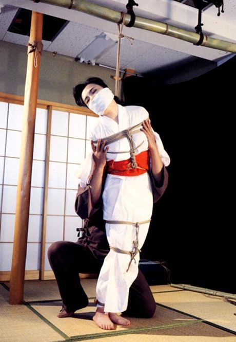 Shibari - Japan Bondage Art