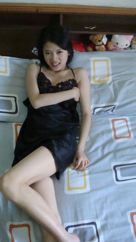 sweetie in a hotel room hi there