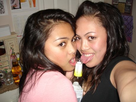 want to touch want to lick need her so bad it makes me sick