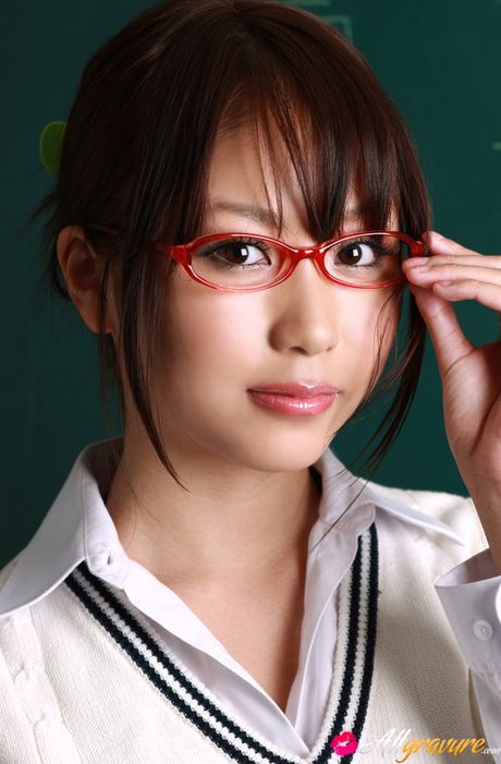 Mai Nishida Asian takes school uniform off and shows big tits