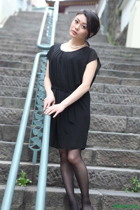 Kyoko Nakajima The Heating Widow And Her Neighbor