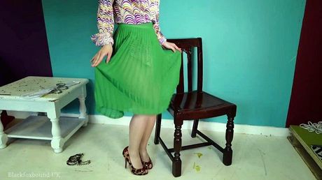 Asian teen amateur girl strips and shows her tiny tits and hot feet