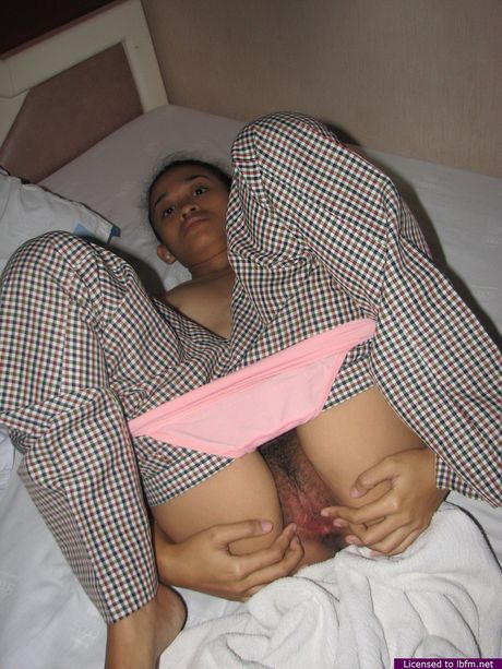 Japanese babe with small tits gets her hairy cunt fucked hard