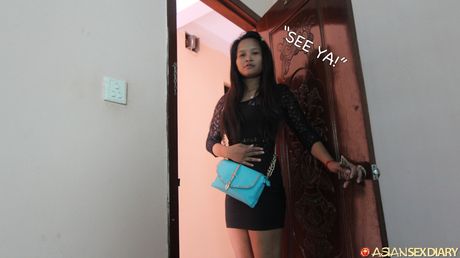 Asian teen Vee gets her pussy licked and dicked by her boyfriend