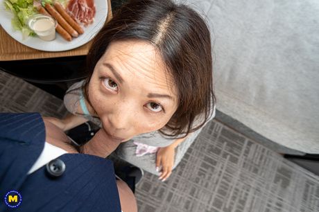 Creampieing hairy MILF Midori Minami in POV Style - Free Mature.nl content