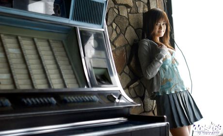 Appealing japanese babe Sumire Aida bares big boobies and sexy butt